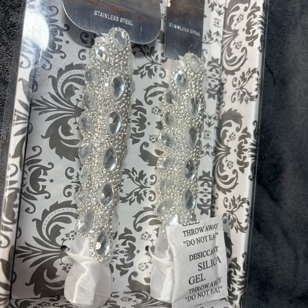 Wedding Cake Topper, Double Garter Set, Cake Knife, Silver New